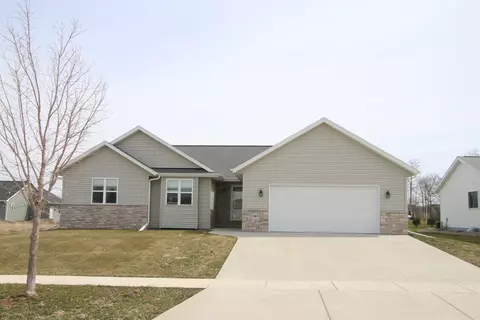 543 Sweetflag Ave, Fond Du Lac, WI 54935