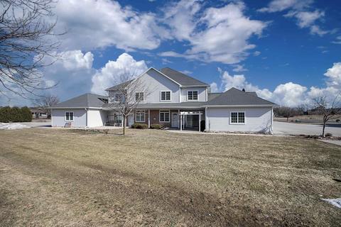 1999 Libal St #8, Green Bay, WI 54301