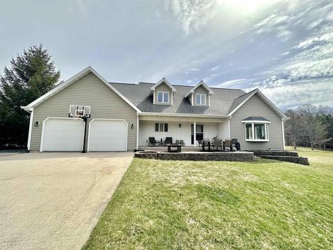 w3990 Nursery Drive, Fond Du Lac, WI 54937