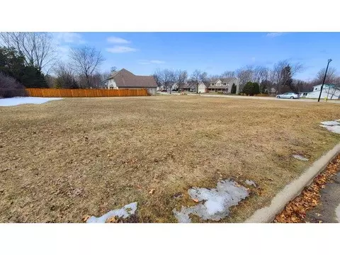 2901 Timberline Dr, Green Bay, WI 54313