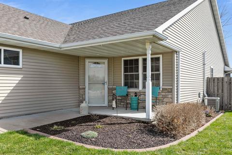 2390 Wisconsin St, Oshkosh, WI 54901