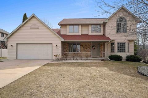 2151 Shady Ln, Green Bay, WI 54313