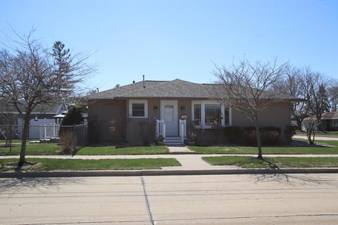 1415 Rush Ave, Oshkosh, WI 54902