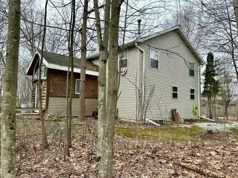 n7336 Hideaway Lane, Crivitz, WI 54114