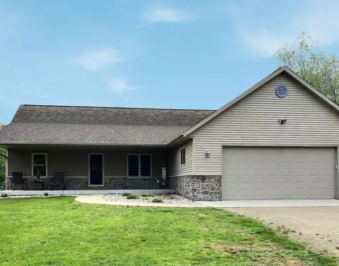 n7126 Ridgeview Court, Crivitz, WI 54114