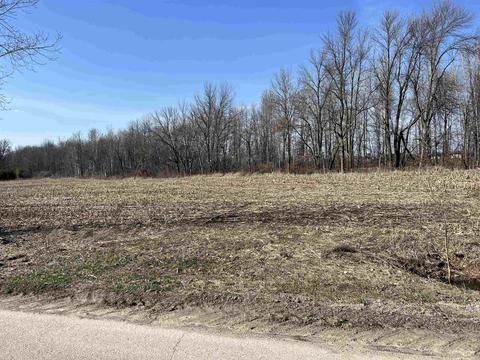 Deer Road, Pulaski, WI 54162