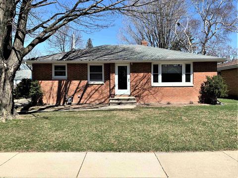 1070 Rockdale St, Green Bay, WI 54304