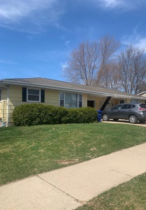 1001 Miller Lane #1001 & 1003, Kaukauna, WI 54130