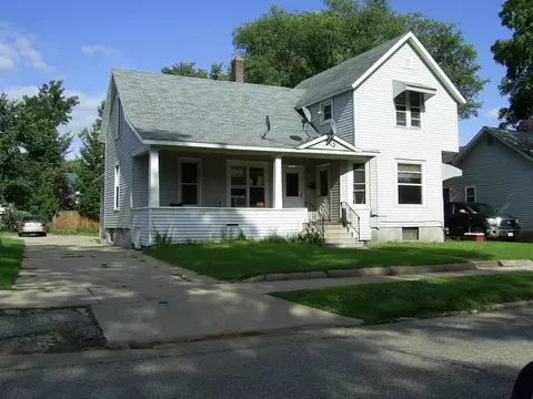 1967 Water St, Stevens Point, WI 54481