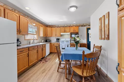624 E Main St, Embarrass, WI 54933 photo 11
