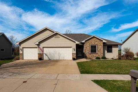 1501 Wellington Dr, Oshkosh, WI 54904