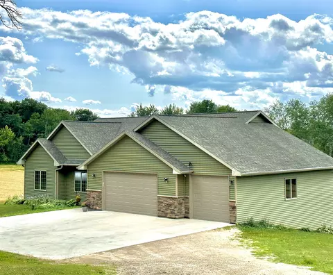 2007 Rabbit Trl, Ripon, WI 54971