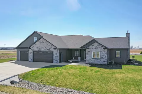 w2193 Cotton Tail Lane, Kaukauna, WI 54130