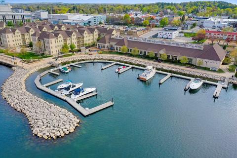 107 N 1st Ave #331/333, Sturgeon Bay, WI 54235