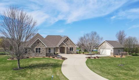 w7034 Westwood Drive, Fond Du Lac, WI 54937