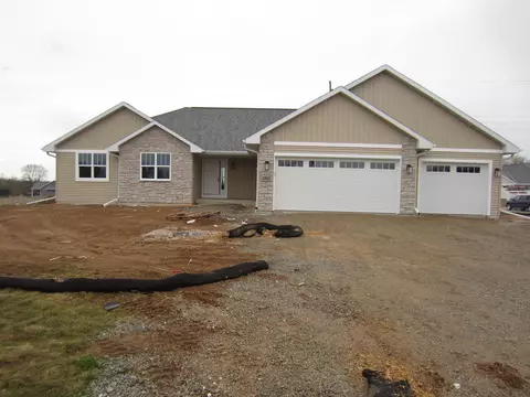 3821 Cooper Ct, Green Bay, WI 54313