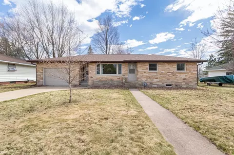 417 Wadleigh St, Stevens Point, WI 54481