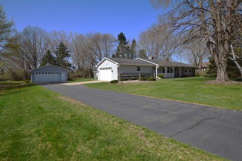 1659 Talus Cir, De Pere, WI 54115