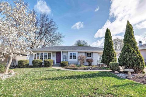 2055 Fern Ln, Green Bay, WI 54302