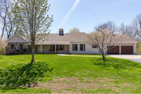 104 Sherri Lea Ln, Neenah, WI 54956