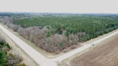 Cypress Road, Neshkoro, WI 54960