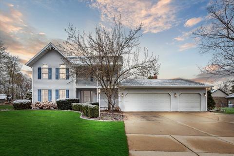 2034 Shady Ln, Green Bay, WI 54313