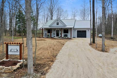 7690 Heritage Meadows Rd, Egg Harbor, WI 54209