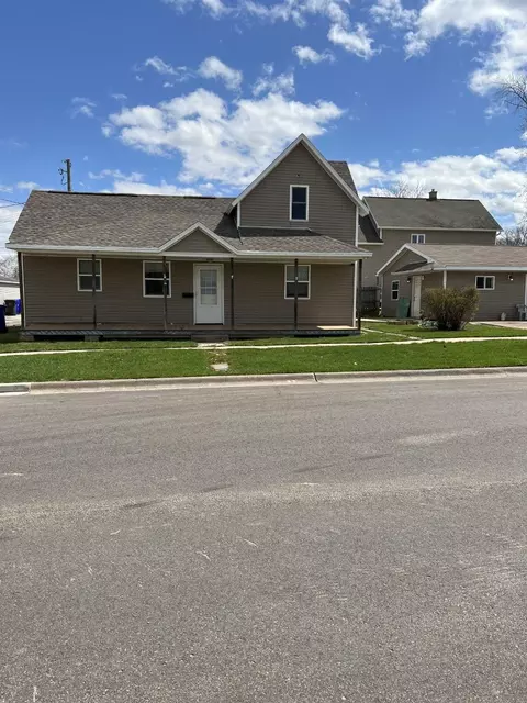710 Main Ave, Kaukauna, WI 54130