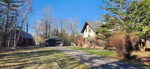7995 Waschbisch Rd, Oconto Falls, WI 54154