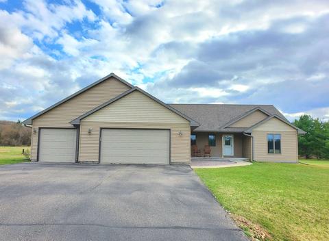 e3313 North Hill Road, Waupaca, WI 54981