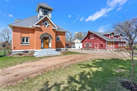 n5709 Green Valley Road, Green Valley, WI 54127