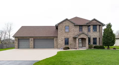 935 Sundial Ln, Neenah, WI 54956
