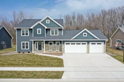 w6010 Ryford Street, Menasha, WI 54952