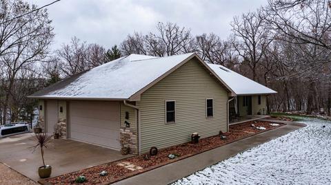 n1021 County Road K, Waupaca, WI 54981