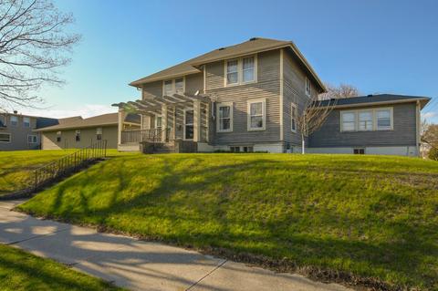 502 Huron St, Manitowoc, WI 54220