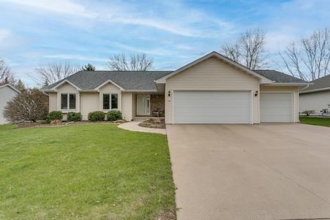 119 W Barefoot Ct, Appleton, WI 54913