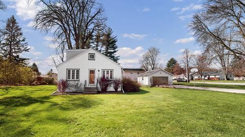 2521 W Point Rd, Green Bay, WI 54304