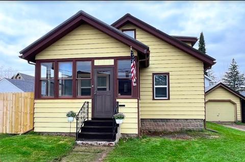 70 Hemlock St, Clintonville, WI 54929