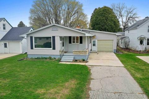 109 Pine St, Whitelaw, WI 54247