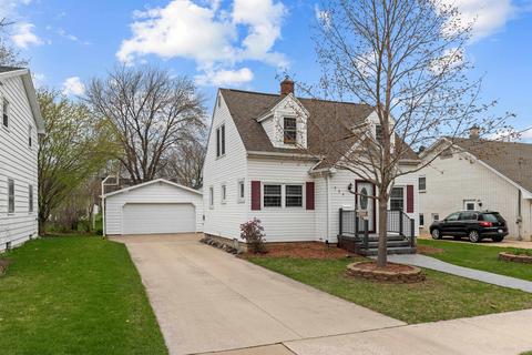 326 S Willow St, Kimberly, WI 54136