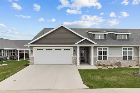 309 Smithfield Dr, Kimberly, WI 54136