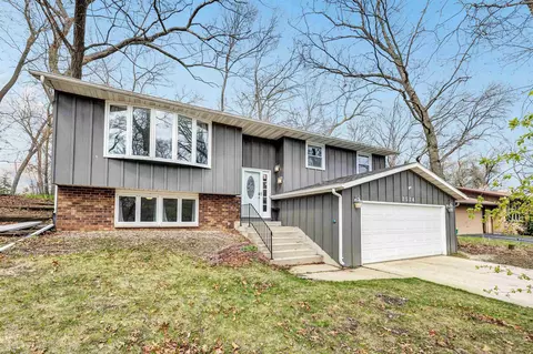 2574 Hazelwood Ln, Green Bay, WI 54304