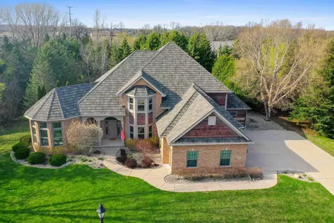 3115 Quail Run Dr, Oshkosh, WI 54904