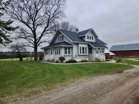 e5840 County Road Bb, Manawa, WI 54949