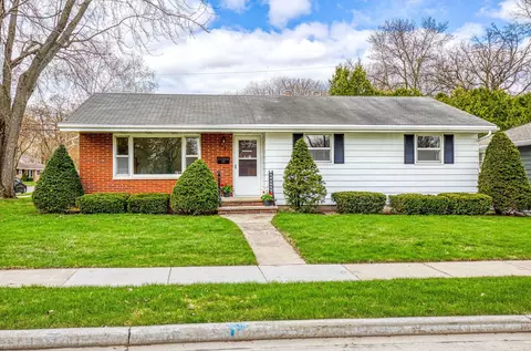 2421 S Carpenter St, Appleton, WI 54915