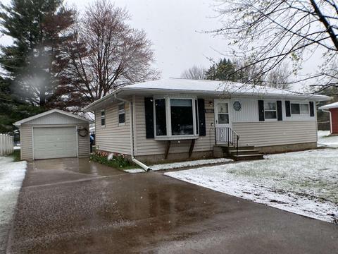 1031 S Park St, Shawano, WI 54166