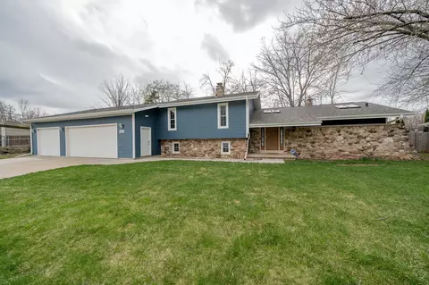 3019 S Carpenter St, Appleton, WI 54915