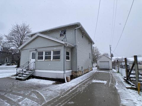 449 N Cecil St, Bonduel, WI 54107