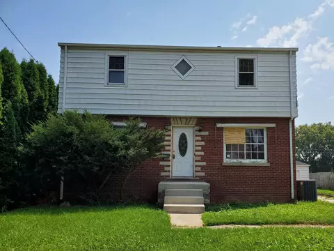 6612 N 58th St, Milwaukee, WI 53223