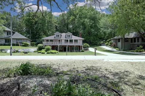 1313 Palisades Dr, Appleton, WI 54915